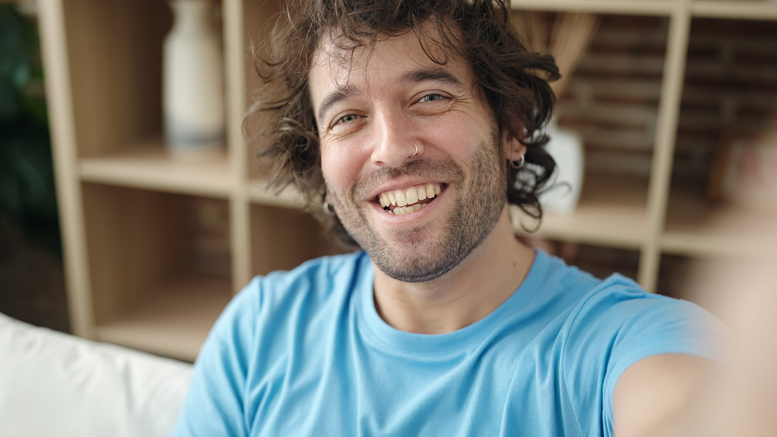 Carlos R.
