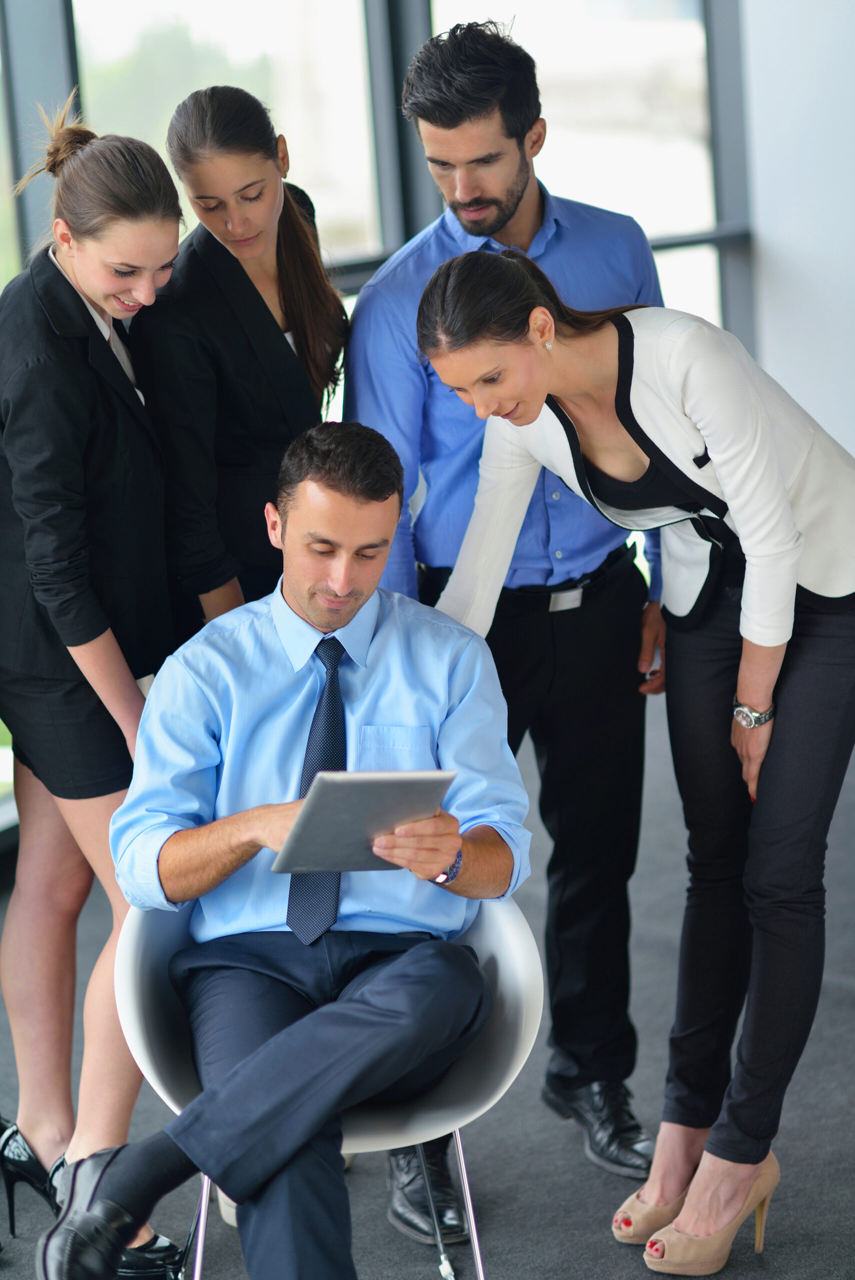 Equipo productivo en oficina